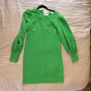 Dress H&M
Size 4
Color green